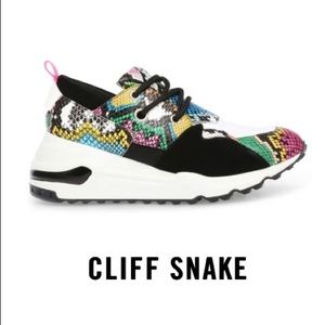 Steve Madden Cliff Snake 5.5